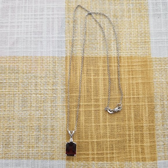 14K White Gold Emerald Cut Garnet Gemstone Diamond Necklace - Picture 7 of 8